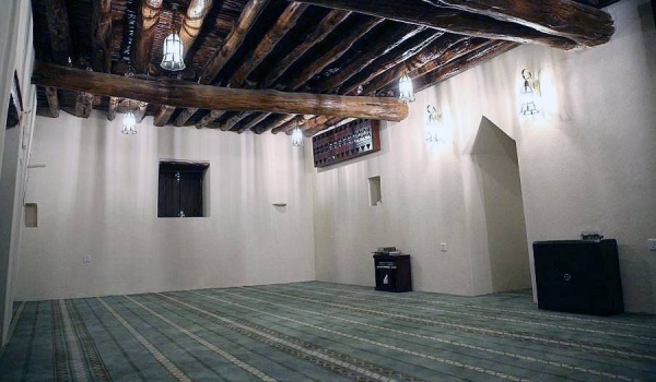 Al-Nassab Heritage Mosque was established in 1101 AH and is one of the oldest heritage buildings in Abha, Asir region.