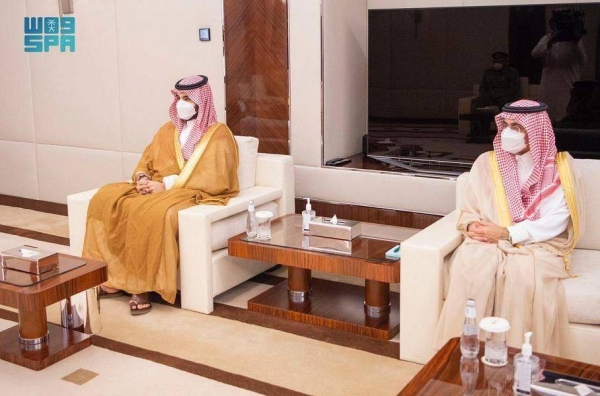 Crown Prince Muhammad Bin Salman, deputy premier and minister of defense, met here on Friday with Pakistan’s Chief of Army Staff Gen. Qamar Javed Bajwa.