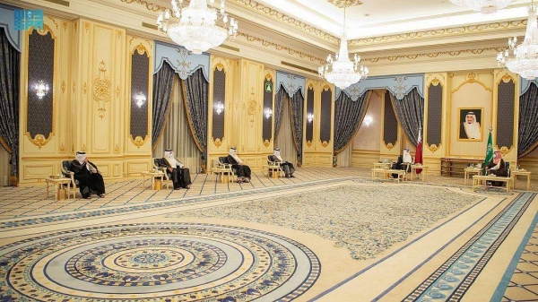 Crown Prince Muhammad Bin Salman met with Qatar’s Emir Sheikh Tamim Bin Hamad at the Royal Court at Al-Salam Palace here early Tuesday.