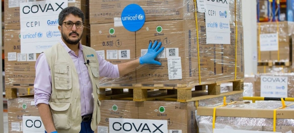 Under the UN-backed COVAX initiative, UNICEF ships COVID-19 vaccine syringes from a warehouse in Dubai Logistics City, United Arab Emirates. — Courtesy file photo
