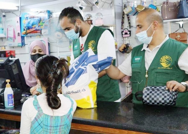 KSrelief concluded on Saturday the project of distribution of clothes, during Eid holiday, in Jordan.