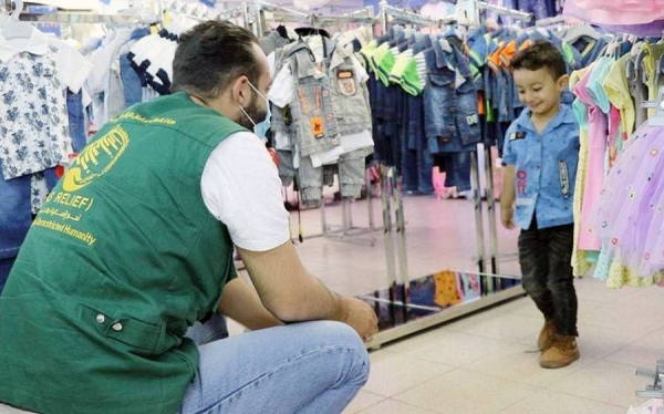 KSrelief concluded on Saturday the project of distribution of clothes, during Eid holiday, in Jordan.