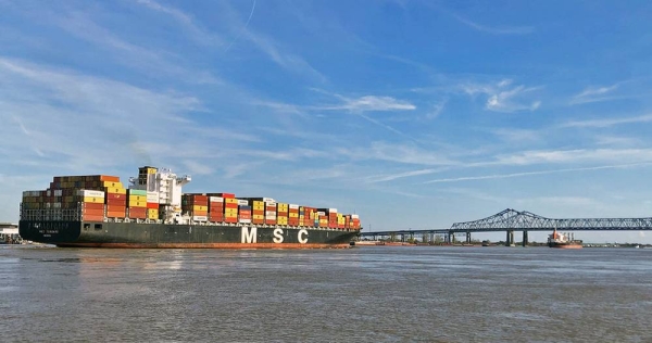A container ship arrives in New Orleans in the United States. — courtesy UN News/Daniel Dickinson