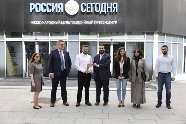 The Emirates News Agency (WAM) and the Russian news agency Sputnik explored the potentials of establishing strategic relations and stepping up cooperation in news services.