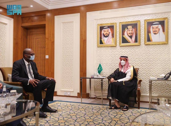 The Saudi foreign minister and the UK business secretary reviewed aspects of the strategic partnership between the two countries during their meeting and discussed opportunities to enhance cooperation and joint coordination to serve the interests of both countries, the Saudi Press Agency reported.