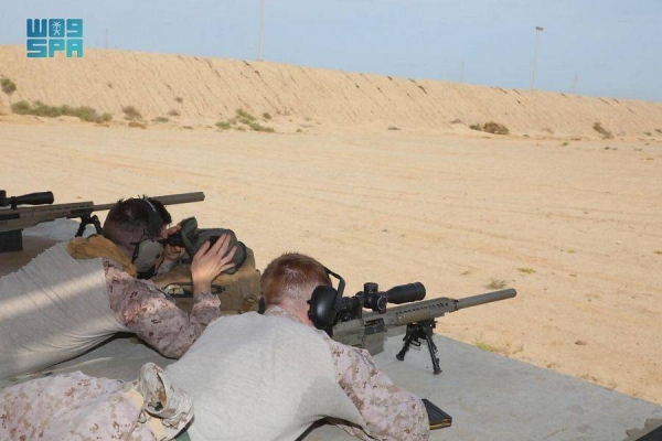  The Royal Saudi Naval Forces (RSNF) and the US Marines have concluded a mixed military exercise (exchange of shooting experts) at King Faisal Naval Base in Jeddah, the Saudi Press Agency (SPA) reported on Wednesday.
