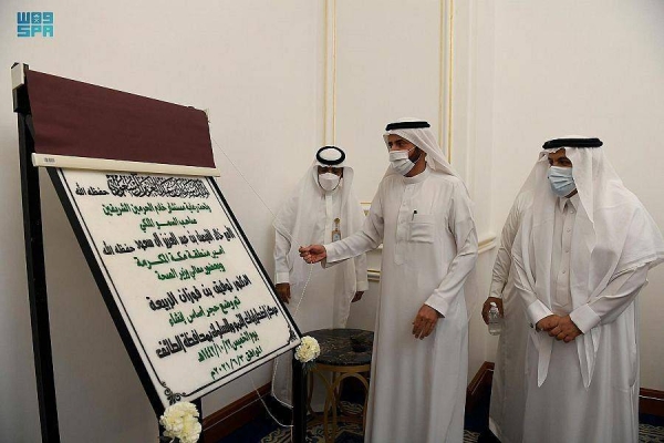  Minister of Health Dr. Tawfiq Al-Rabiah launched on Thursday a number of construction and development projects for the health sector worth SR318 million in Taif during a ceremony attended by Governor Saad Bin Muqbil Al-Maimouni.