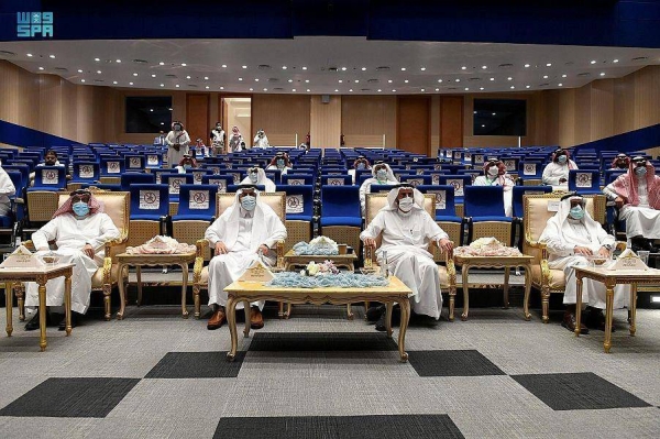  Minister of Health Dr. Tawfiq Al-Rabiah launched on Thursday a number of construction and development projects for the health sector worth SR318 million in Taif during a ceremony attended by Governor Saad Bin Muqbil Al-Maimouni.