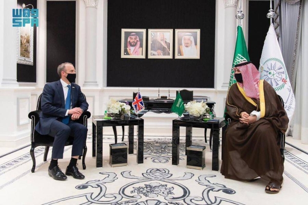 Saudi Arabia’s Deputy Defense Minister Prince Khalid Bin Salman met on Monday with British Foreign Secretary Dominic Raab, who is an official visit to the Kingdom.