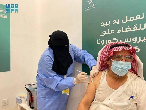 The ministry has also launched a priority service, enabling all citizens and residents aged 75 years or older to rapidly get the COVID-19 vaccine by visiting the nearest vaccination center across all regions and governorates of the Kingdom without registration or prior appointments.