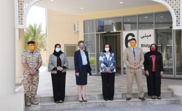 Bahrain Health Minister Faeqa Bint Said Al-Saleh inaugurated on Monday the first specialized clinic at the Al-Shamil Medical Centre to implement the new treatment protocol for active COVID-19 cases, using 