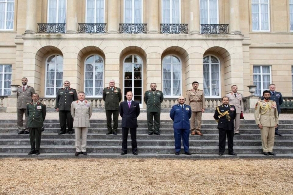 Britain’s Chief of the Defense Staff Gen. Sir Nick Carter hosted a meeting of military leaders from the Dragon Group comprising the GCC, Egypt, Iraq and Jordan at Lancaster House in London on Monday. — Courtesy photo