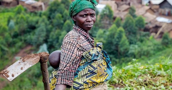 Displaced people in the Democratic Republic of the Congo do not always have access to the land they need to grow food. — courtesy UNICEF/Patrick Brown