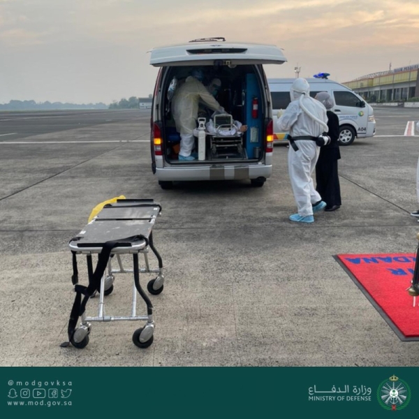 Citizen infected with COVID-19 successfully evacuated from Indonesia