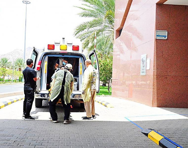 A Pakistani pilgrim, who suffered a severe heart attack, was saved by the emergency team of the Heart Center at the King Abdullah Medical City of Makkah.