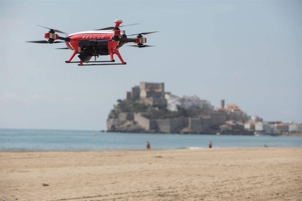 The Catalan beach town of Sitges is trialing the use of drones to monitor the occupancy of its beaches, as Barcelona and the surrounding northeast corner of Spain braces for further COVID-19-related restrictions. — Courtesy photo