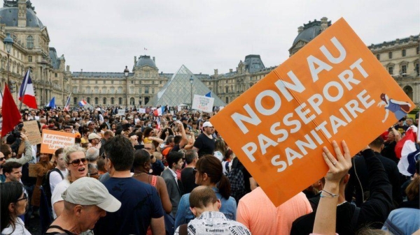 Tens of thousands of people demonstrated in the streets of France on Saturday afternoon against the extension of the health pass and compulsory vaccination for certain professions. — Courtesy file photo