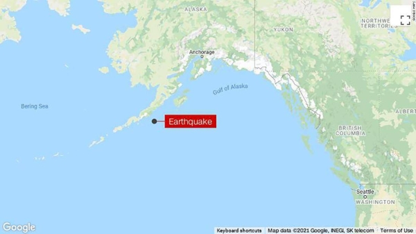 8.2 earthquake hits Alaskan coast, triggering tsunami warnings