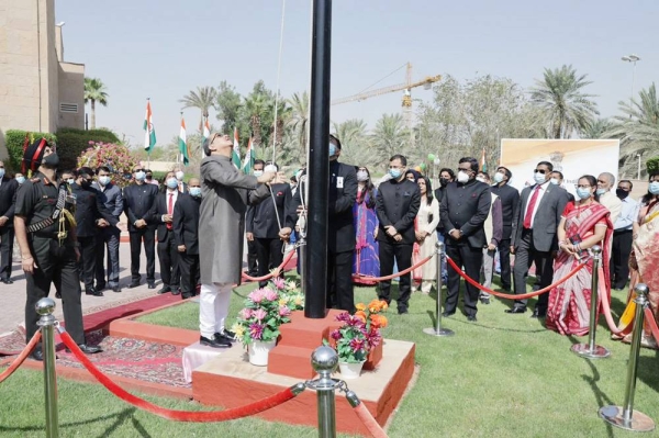 Ambassador Dr. Ausaf Sayeed hoisted the national flag in the Embassy in Riyadh.