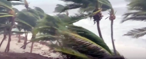 Grace, a category 3 hurricane, made landfall south of Tuxpan on the eastern coast of Mexico early Saturday as strong winds battered the region through the morning hours.
