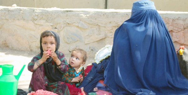 A mother and her children fled conflict in Lashkar Gah and now live in a displaced persons camp in Kandahar, southern Afghanistan. — courtesy UNICEF Afghanistan