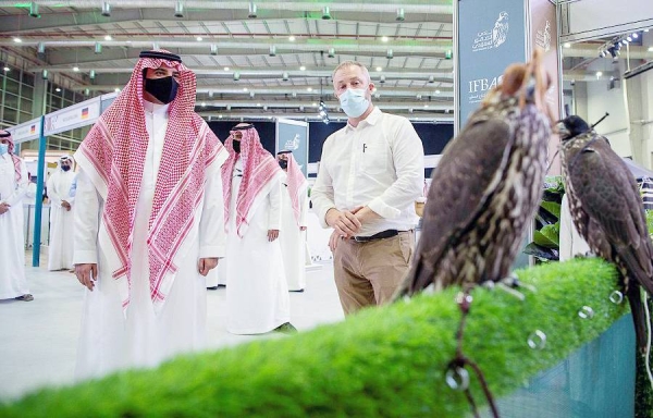 Minister of Interior Prince Abdulaziz Bin Saud Bin Naif, who is also the chairman of the Saudi Falcons Club (SFC), visited on Friday the International Falcon Breeders Auction (IFBA).