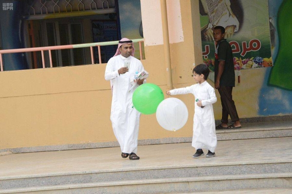 28,000 jobs for Saudis as first phase of localization of jobs in private, international schools begin