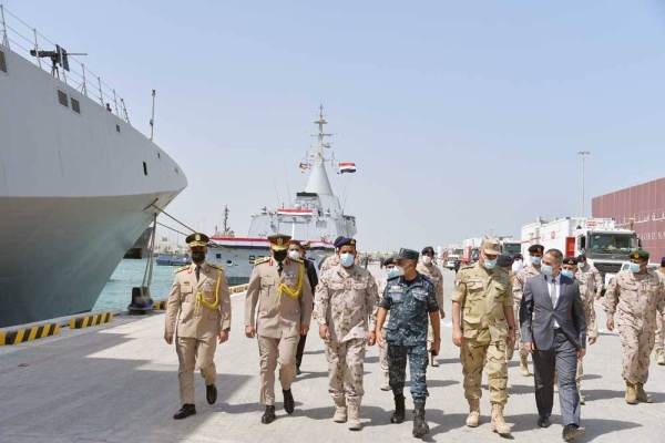 Emirati and Egyptian navies are currently engaging in a ten-day joint marine exercise on the UAE waters, as part of the 