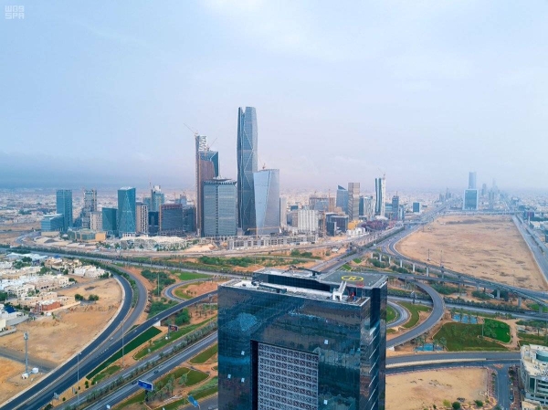 PIF explores selling stake in STC, maintaining majority 50%