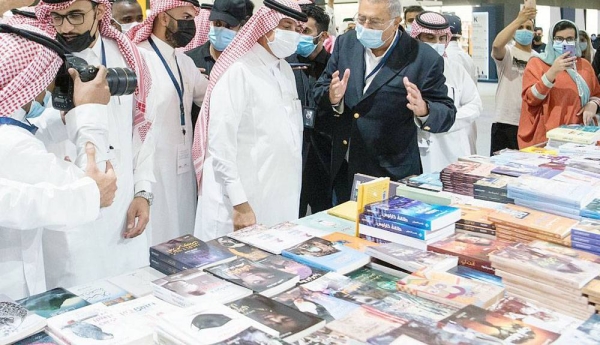 Acting Minister of Media Dr. Majid Bin Abdullah Al-Qasabi on Saturday paid a visit to Riyadh International Book Fair (RIBF) 2021 and was briefed on the pavilions and its contents.