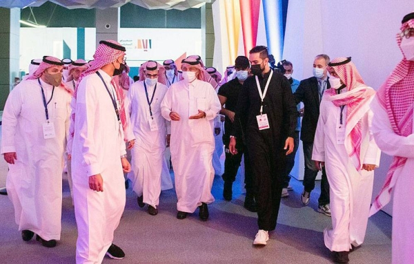 Acting Minister of Media Dr. Majid Bin Abdullah Al-Qasabi on Saturday paid a visit to Riyadh International Book Fair (RIBF) 2021 and was briefed on the pavilions and its contents.