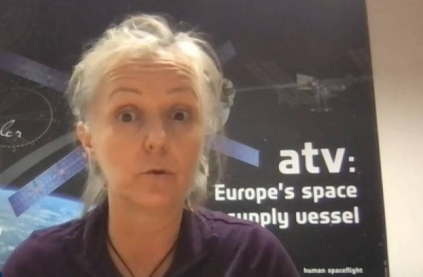 Loredana Bessone, who joined the European Space Agency in 1990, stresses the importance of encouraging young girls to enter the field of space science.