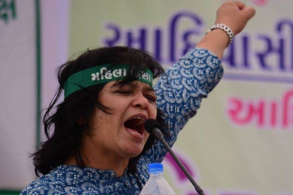 Manjula Pradeep addressing a gathering of tribals and Dalits in India's Gujarat state in 2015.