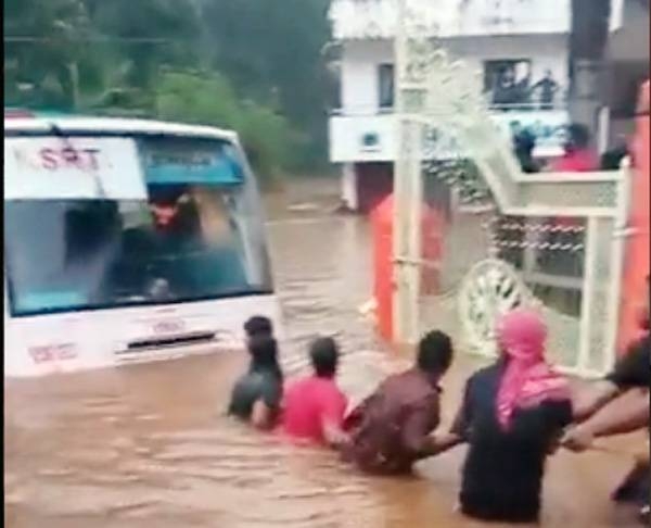 Different parts of the southern Indian state of Kerala was hit by flooding, as flash floods and landslides followed downpours on Saturday.