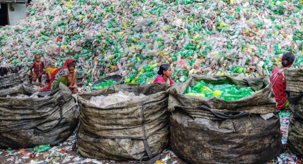 Although the world needs a six per cent cut in fossil fuels to avoid the worst of global warming, coalmines, like those in in Samacá, Colombia, are expected instead to increase production by two percent. — courtesy World Bank/Scott Wallace