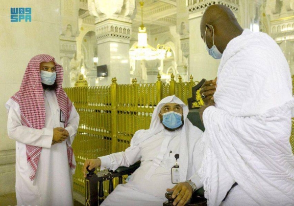 The General Presidency for the Affairs of the Grand Mosque and the Prophet's Mosque, represented by the General Administration for Guidance Affairs, has launched a project for translating Shariah-related questions for Umrah performers and visitors to the Grand Mosque in seven foreign languages.