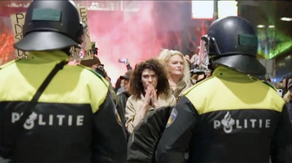 Protests in The Hague saw some 200 demonstrators clashing with officers and mounted police outside the Justice and Security Ministry. Police used a water cannon to disperse protesters.