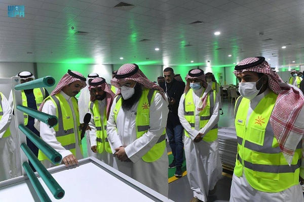 Saudi Arabia on Wednesday launched the first phase of a factory for the production of solar panels in the Industrial City of Tabuk.