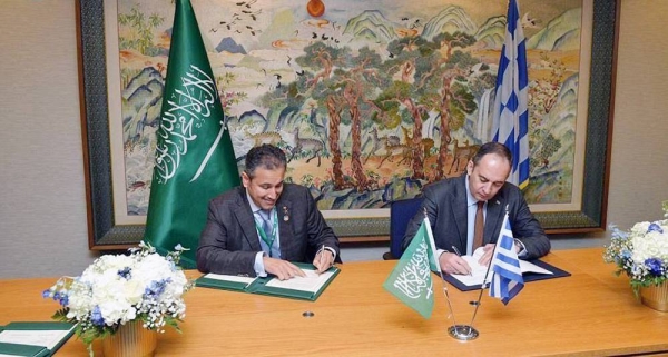 Minister of Transport and Logistics Services and Chairman of Board of Directors of Public Transport Authority Eng. Saleh Bin Nasser Al-Jasser signed here Wednesday a joint cooperation agreement in the field of maritime transport between Saudi Arabia and Greece. The Greek side was represented by Ioannis Plakiotakis of the Ministry of Shipping and Insular Policy. 