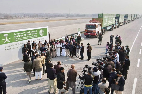 The KSrelief in Islamabad Tuesday inaugurated the relief land bridge to support the brotherly Afghani people, which is composed of 200 trucks loaded with 30,000 food baskets and 10,000 winter bags with a total weight of 1.92 tons.