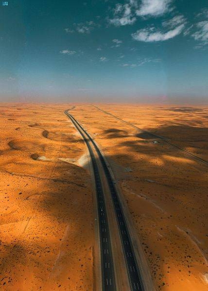 Hail-Al-Jawf expressway is considered one of the most important highways in the Hail region, as it is the catalyst for the trade exchange movement between Saudi Arabia and its neighboring countries.