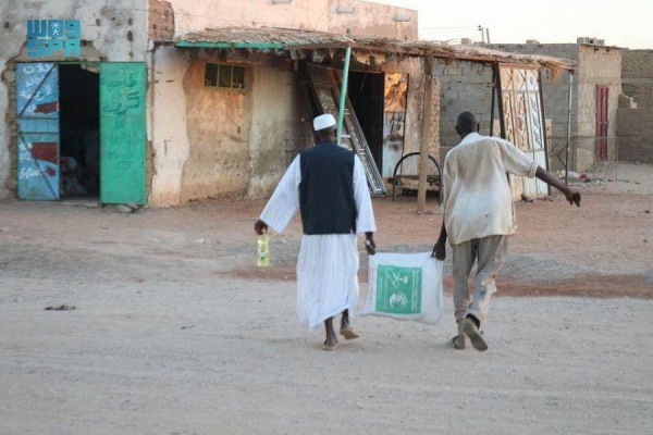 KSrelief distributed food baskets to people affected by floods in River Nile State, Sudan.