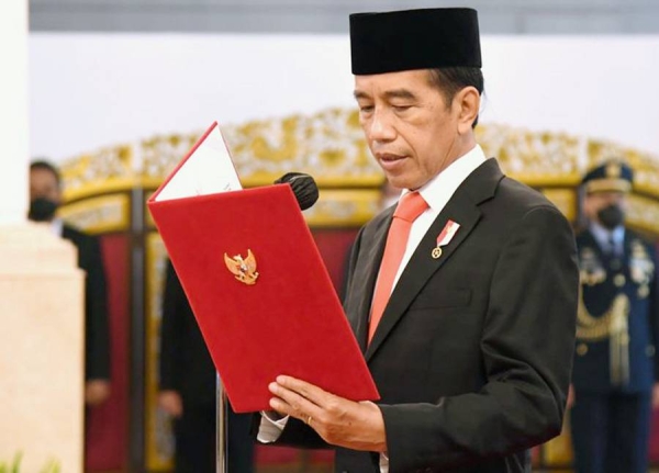 Indonesia President Joko Widodo agrees to name the new capital Nusantara.