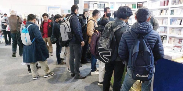 Malaysian students studying in Egypt have praised the pavilions of Saudi public and private publishing houses participating in the 53rd version of the Cairo International Book Fair.