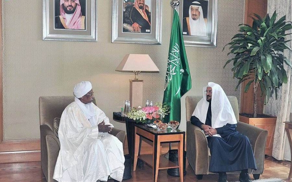 Minister of Islamic Affairs, Call and Guidance Sheikh Dr. Abdullatif Bin Abdulaziz Al Al-Sheik met with Deputy President of the Swedish Iftaa Council Sheikh Hassan Mousa, Grand Mufti of North Macedonia Sheikh Shaker Fattaho and President of the Federation of Islamic Organizations in Europe Sheikh Muhajiri Zayyan in Egypt on Sunday.
