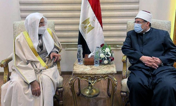 Minister of Islamic Affairs, Call and Guidance Sheikh Dr. Abdullatif Bin Abdulaziz Al Al-Sheikh has discussed with Egyptian Minister of Endowments Dr. Muhammad Mukhtar Jumaa, a number of issues of common interest in the religious field.