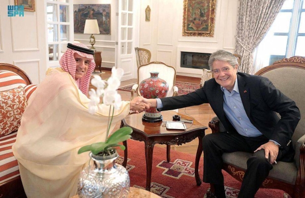 Ecuador's president welcomes Saudi minister in Quito