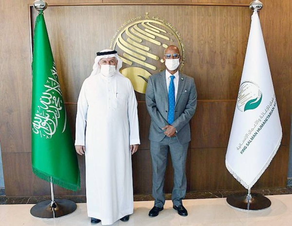 Advisor at the Royal Court and General Supervisor of King Salman Humanitarian Aid and Relief Center (KSrelief) Dr. Abdullah Bin Abdulaziz Al Rabeeah met here Monday with Djibouti's Minister of Health Dr. Ahmed Robleh Abdilleh.