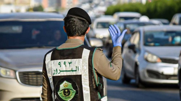 The General Directorate of Traffic (Muroor) confirmed that the automatic monitoring system detects violations of the non-Saudi vehicles registration plates.