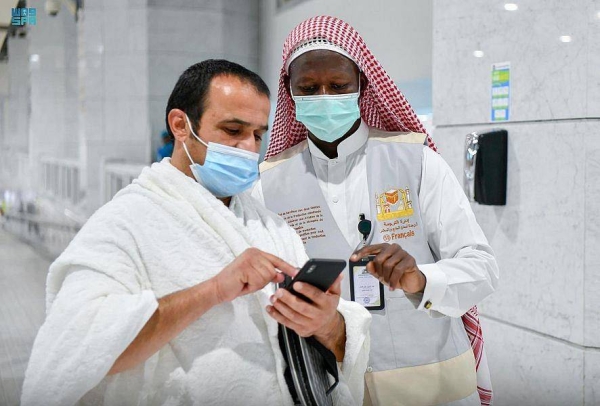 The Languages and Translation Department at the Presidency of the Two Holy Mosques has deployed more field interpreters inside the Grand Mosque and the Prophet's Mosque to serve worshippers.